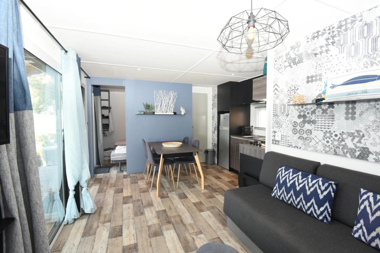 Mobil Home Vue Sur Mer - Racine 03 Сен-Рафаэль Экстерьер фото